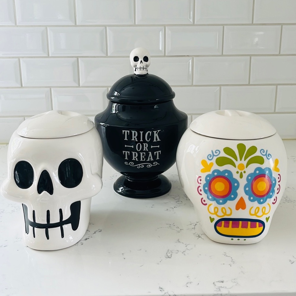 Target by Hyde & EEK Trick or Treat Black Ceramic Cookie Jar - Picture 13 of 14